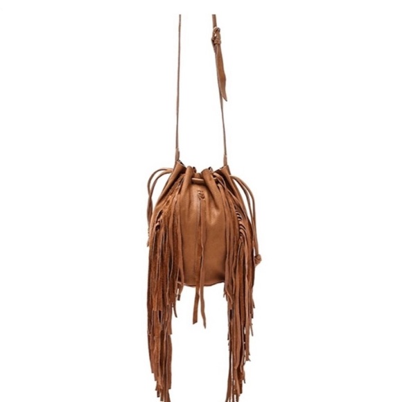 Cleobella leather fringe bucket bag in tan/light brown - Picture 2 of 5
